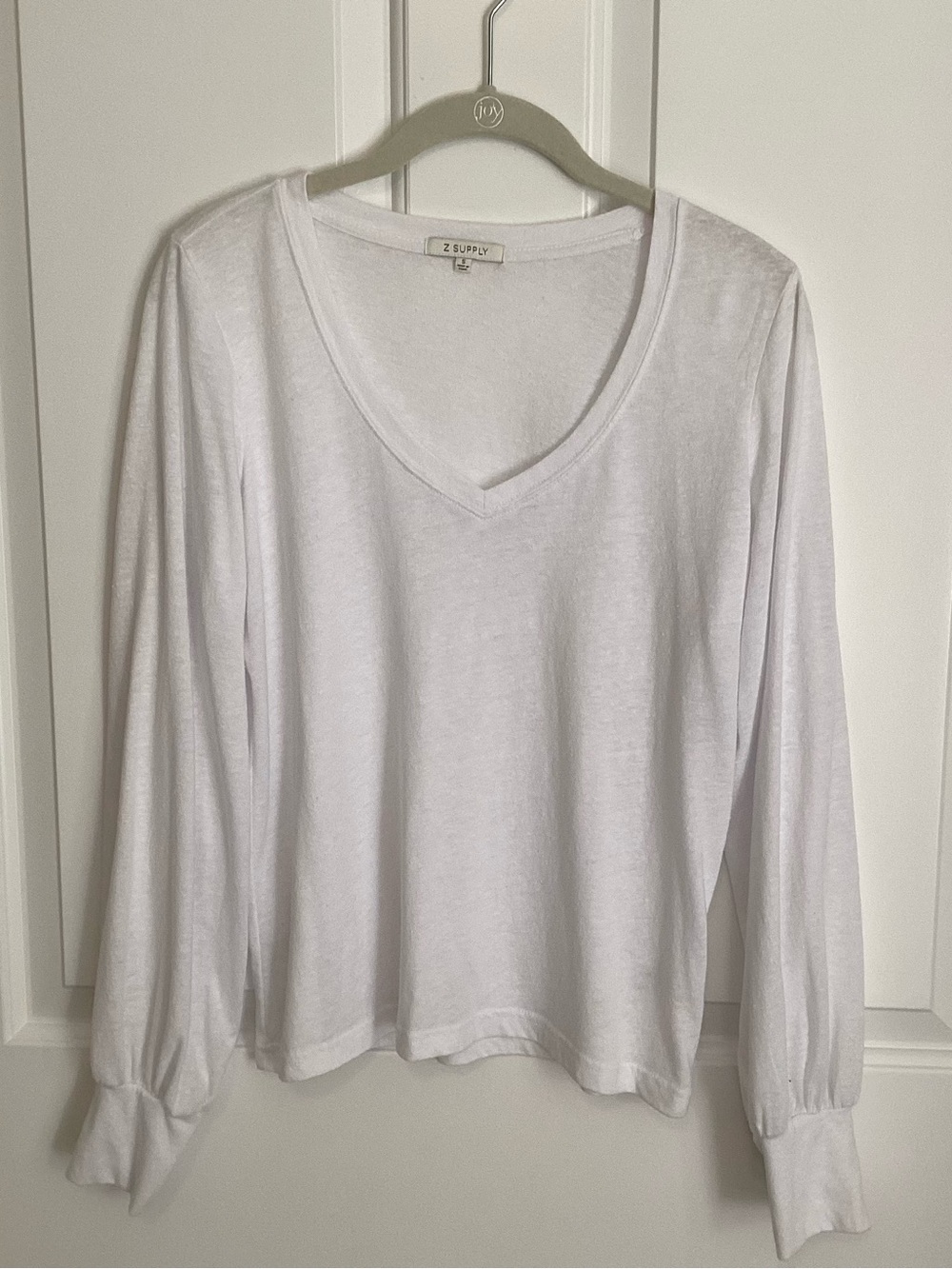 Z Supply White V-Neck Long Sleeve Tee